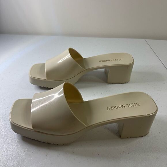 Crème vintage Steve Madden plastic sandals size 10 - Picture 6 of 6